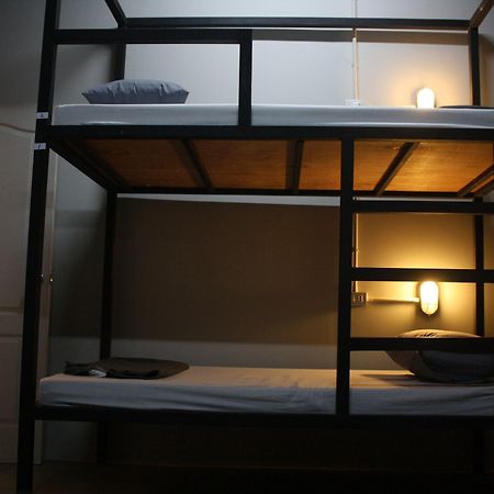 The Mixx Hostel Бангкок Екстер'єр фото