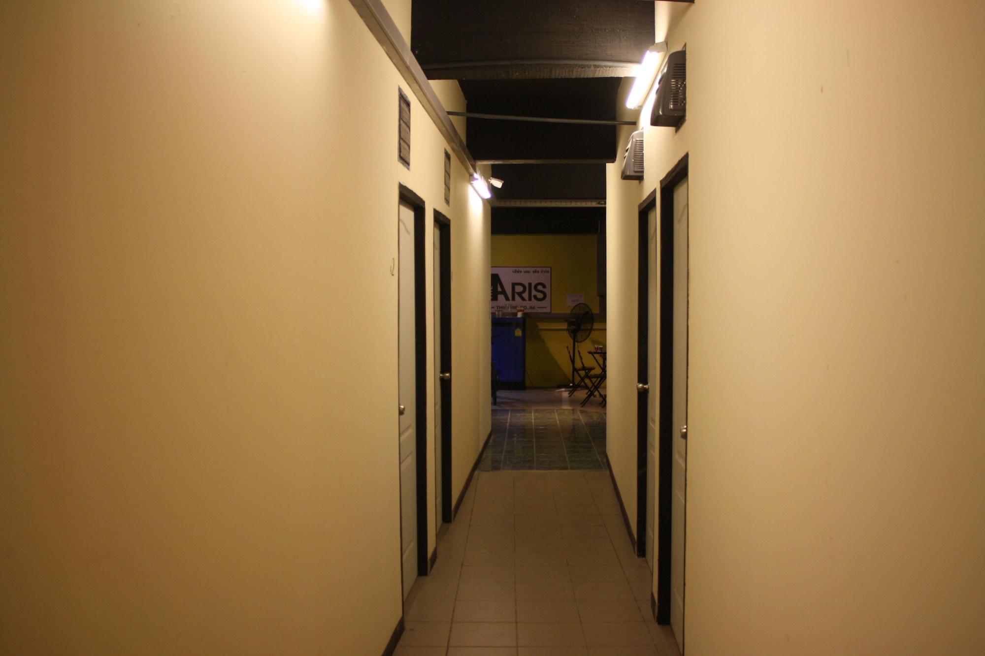 The Mixx Hostel Бангкок Екстер'єр фото