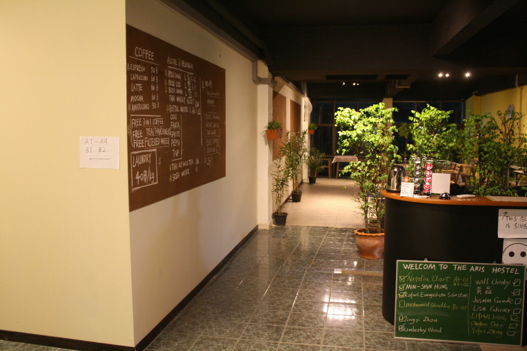 The Mixx Hostel Бангкок Екстер'єр фото